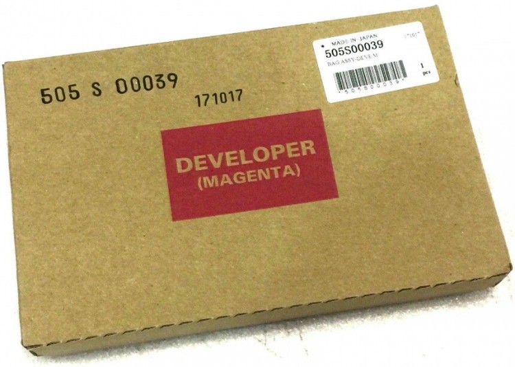 Девелопер Xerox 505S00039 оригинальный для принтера Xerox Versant 80/ 180/ 2100, пурпурный, 55000 стр. Девелопер Xerox 505S00039 оригинальный для принтера Xerox Versant 80/ 180/ 2100, пурпурный, 55000 стр.